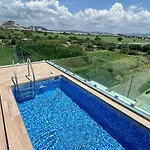 Residencial A 5 Min. De Plaza Comercial